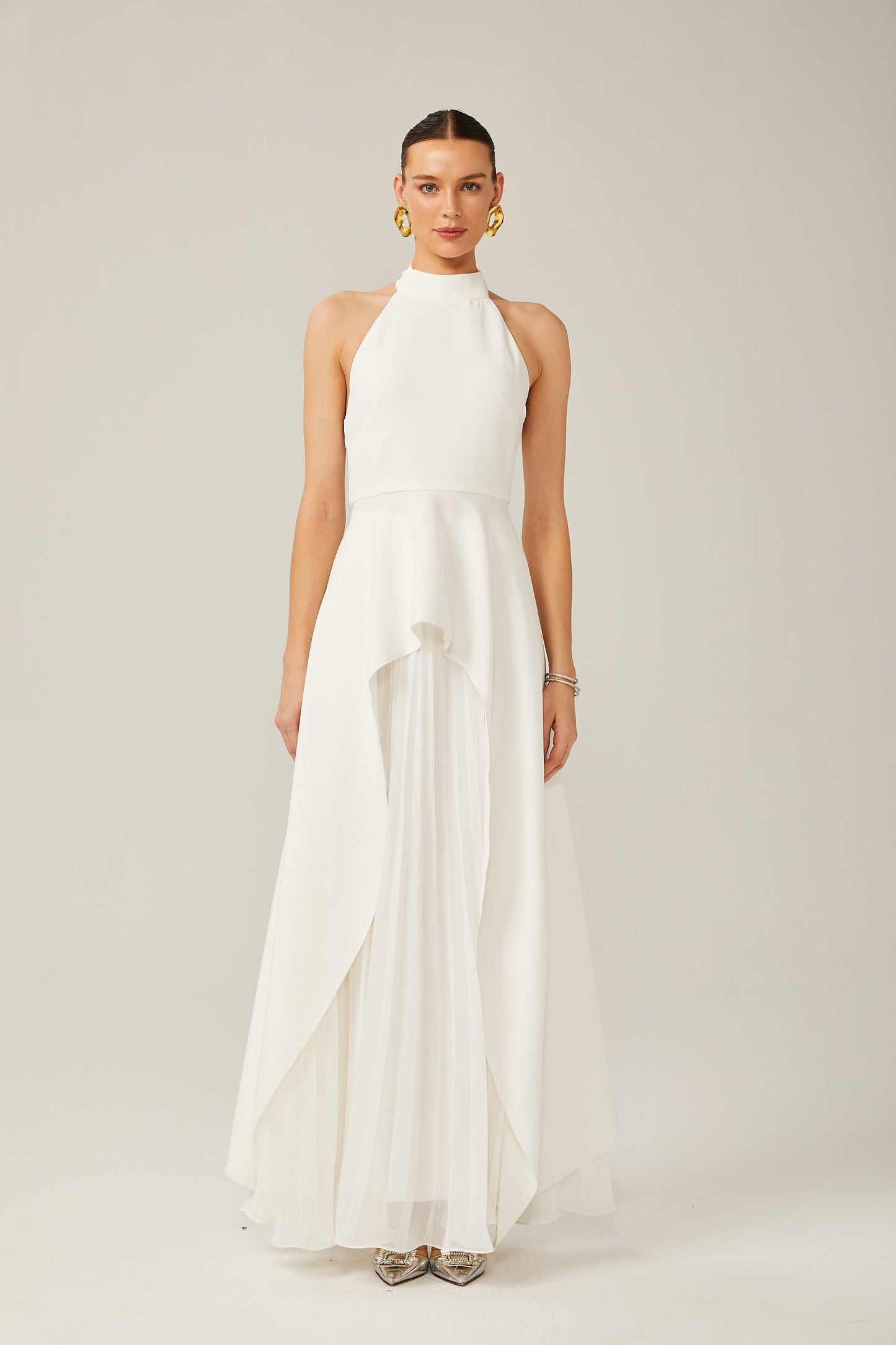 Inés | Vestido largo con capas y cuello halter