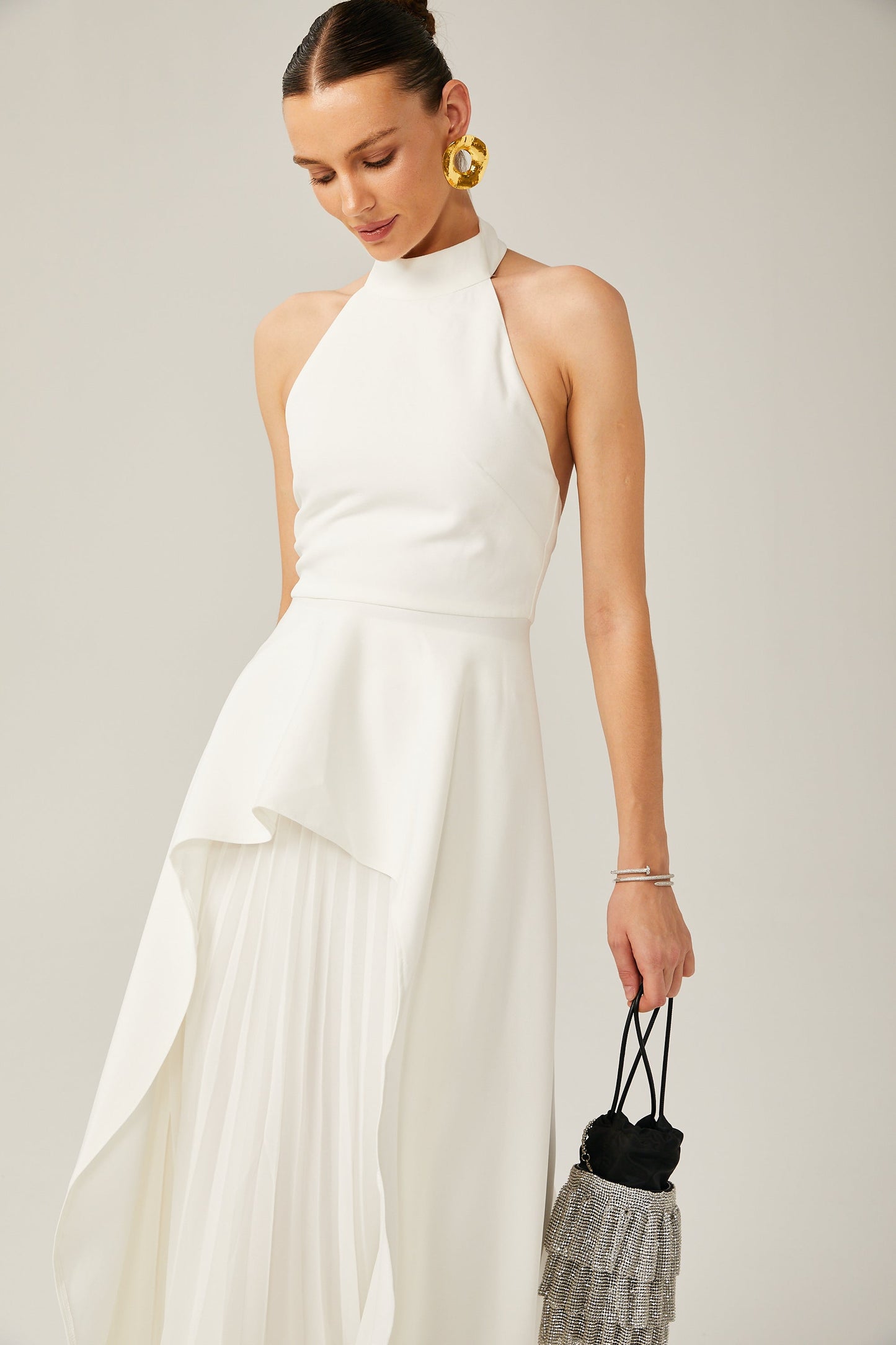 Inés | Vestido largo con capas y cuello halter