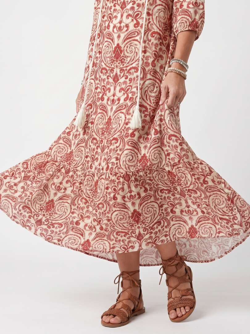 Lucía | Vestido Midi Bohemio con Pompones