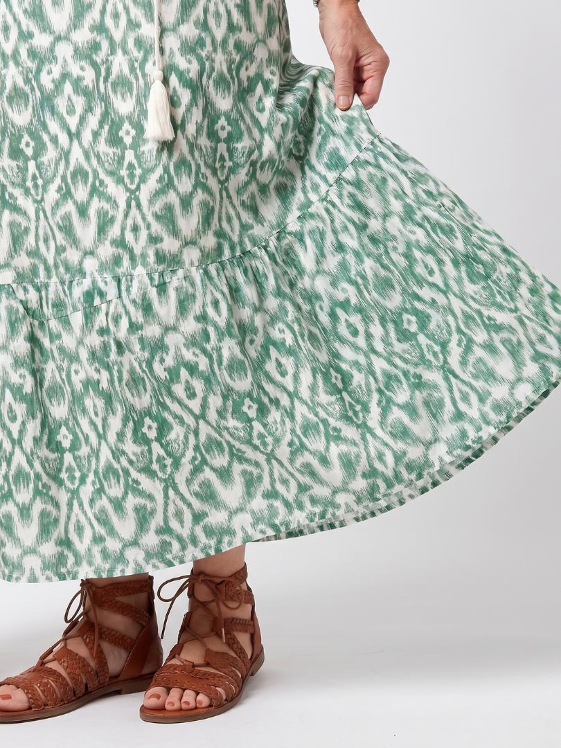 Florencia | Vestido Midi Bohemio con Pompones