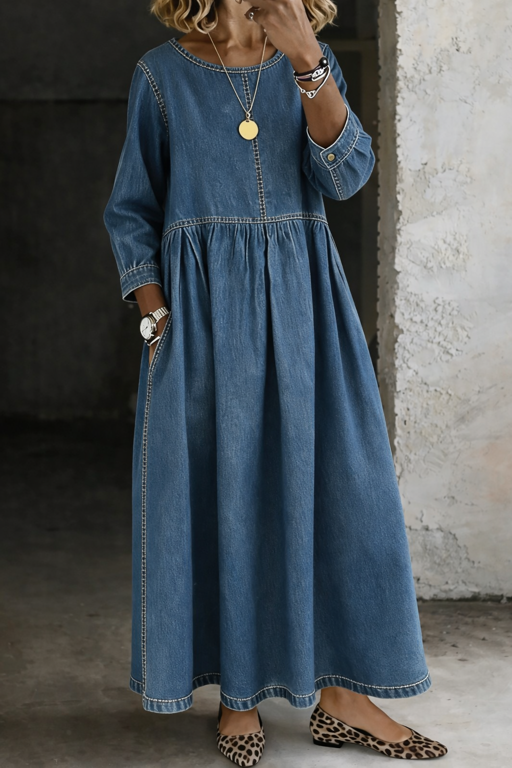 Marisol | Vestido vaquero de manga larga y cuello redondo