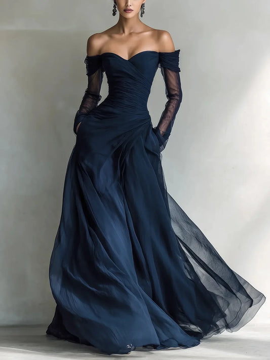 Julia| Vestido largo con hombros al aire y detalles de red