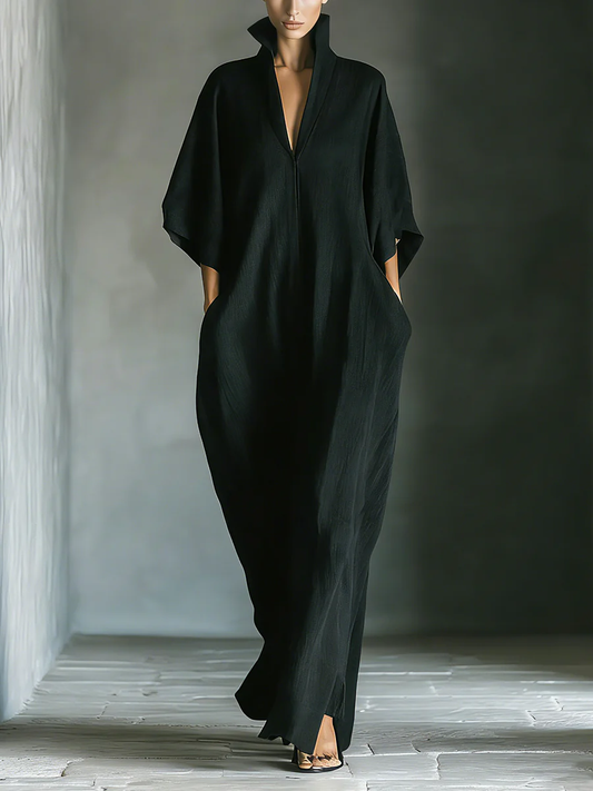 Alejandra • Vestido largo negro oversize de estilo minimalista con mangas tipo kimono