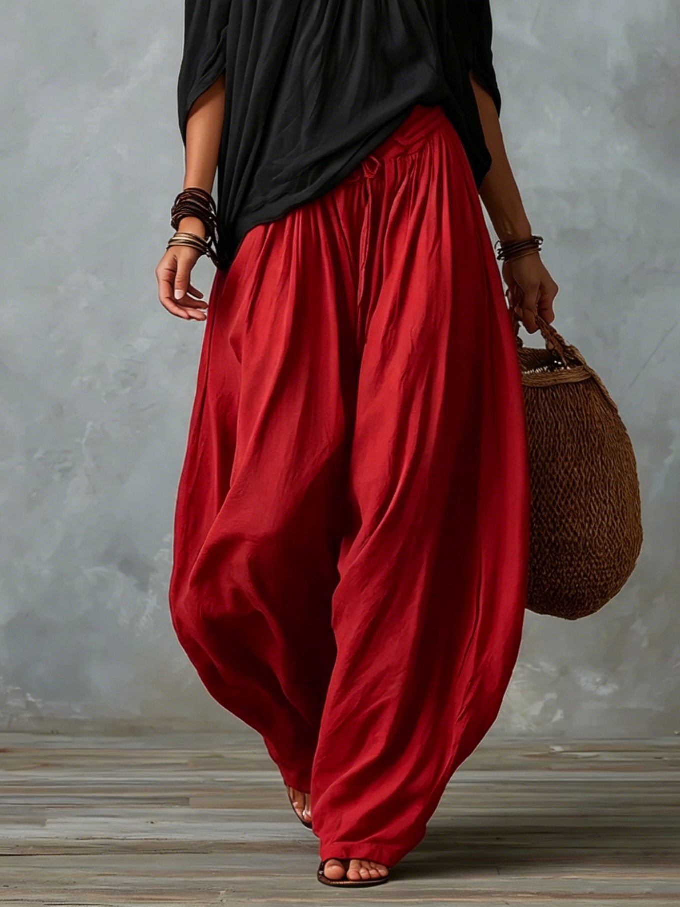 Claudia | Conjunto: top de hombros descubiertos y pantalón globo (negro y rojo)