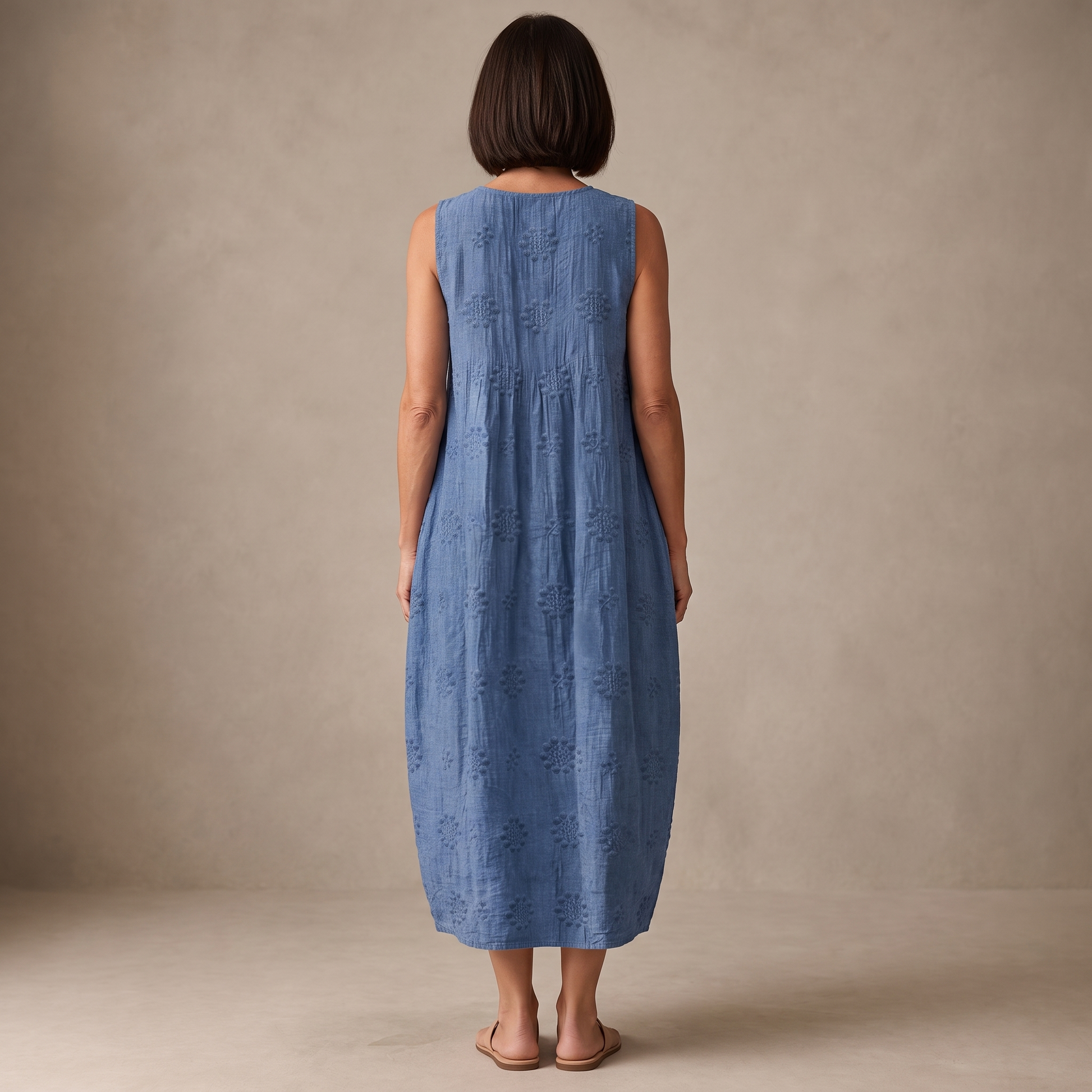 Iria vestido midi verano - espalda - modelo Maison Mareva