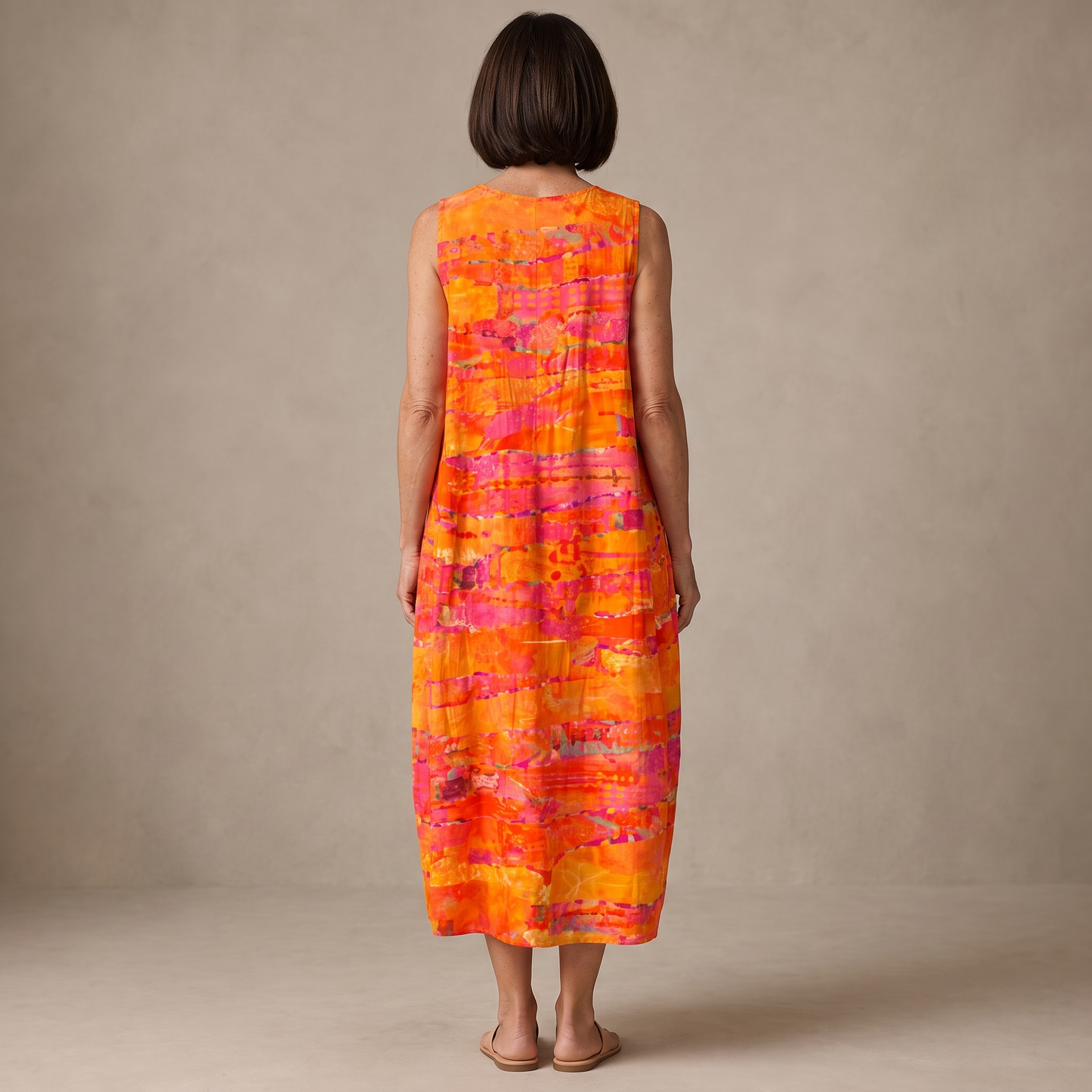 Laura vestido midi verano - espalda - modelo Maison Mareva