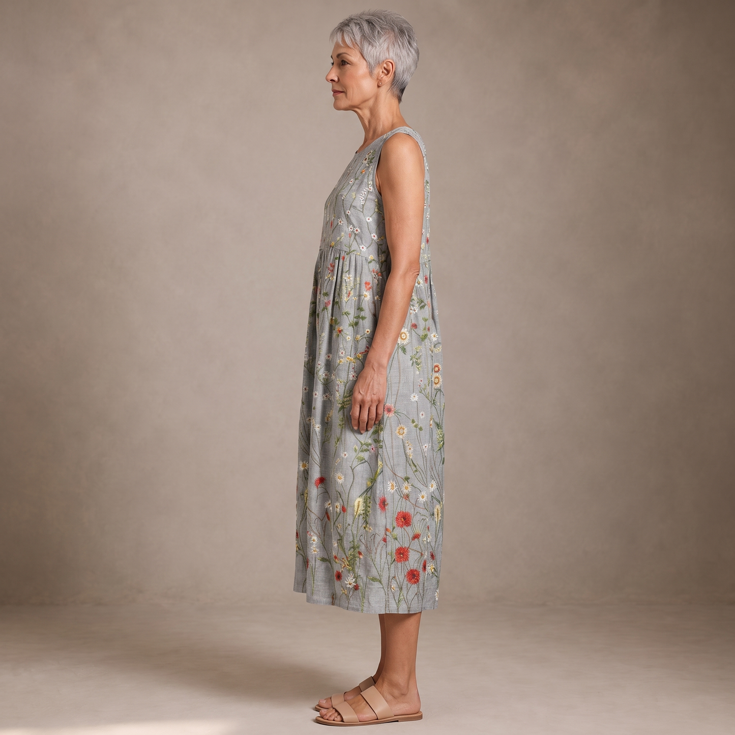 Aitana vestido midi verano - perfil - modelo Maison Mareva